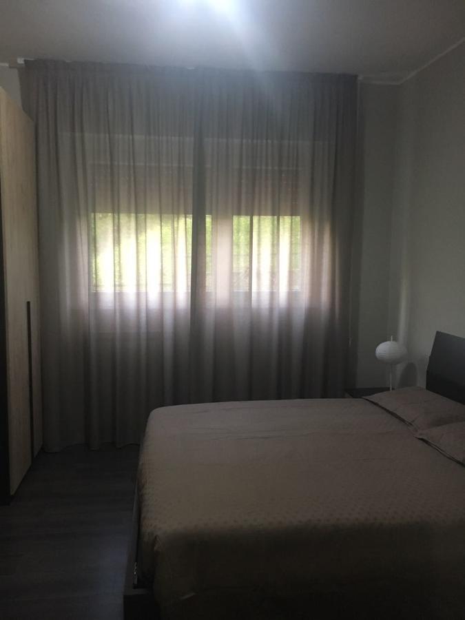 Family Rose Bed & Breakfast Como Luaran gambar